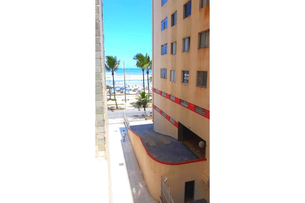 פראייה גראנדה Apartamento Na Vila Caicara Em Predio Frente Mar Com Excelente Localizacao Por Reserva Praia מראה חיצוני תמונה